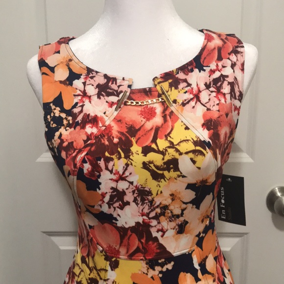 En Focus Studio - Navy Blue Multi-Colored Dress. - Picture 2 of 6